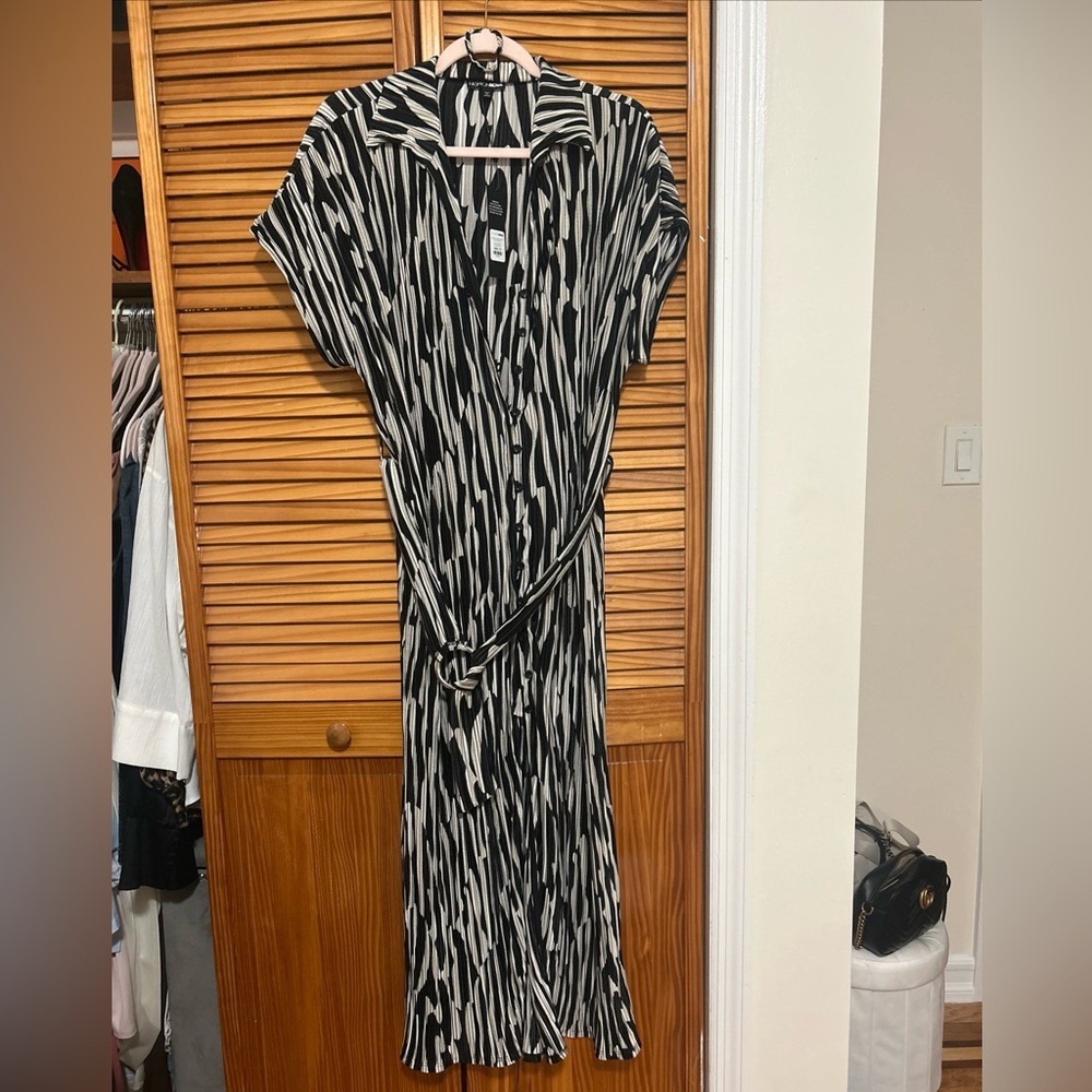 Fashion Nova Black and White Zebra Print Maxi Wrap Dress